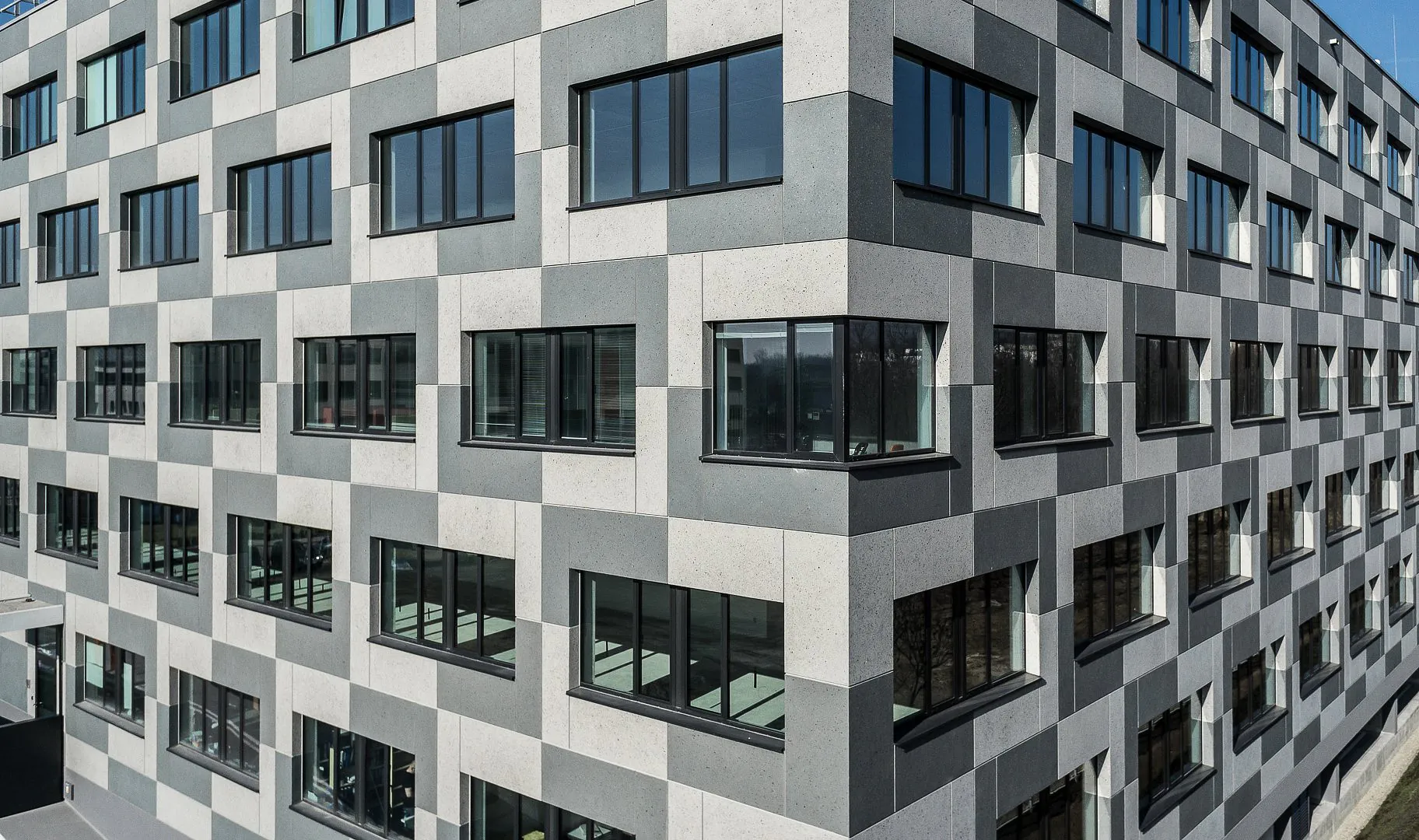 AVIA - office building — 5
