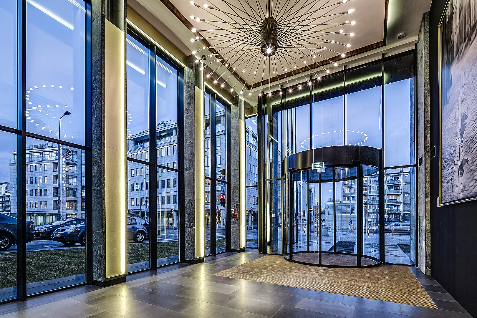 Carpatia - Lobby, common areas