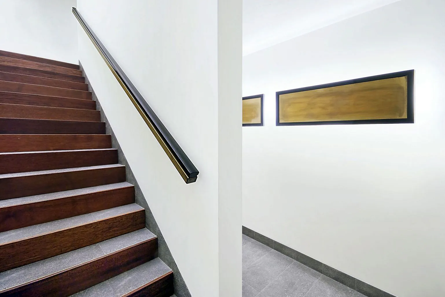 OFF WHITE business & leisure apartments — 9