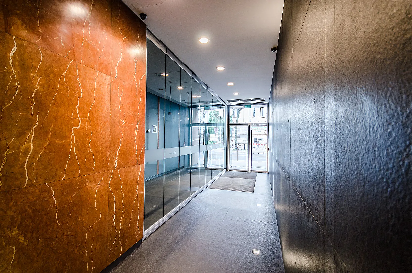 Rakowicka - Entrance & Lobby — 4